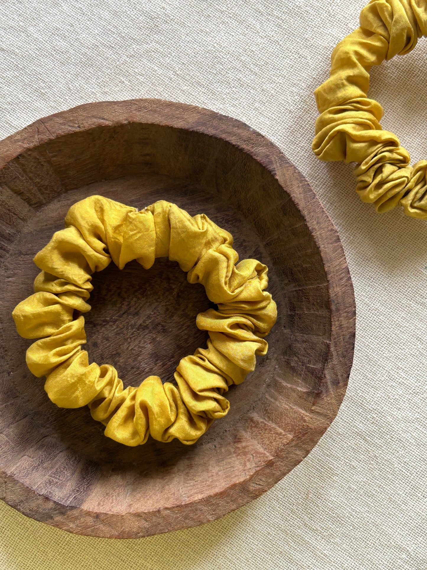 Small Grass Silk Scrunchie