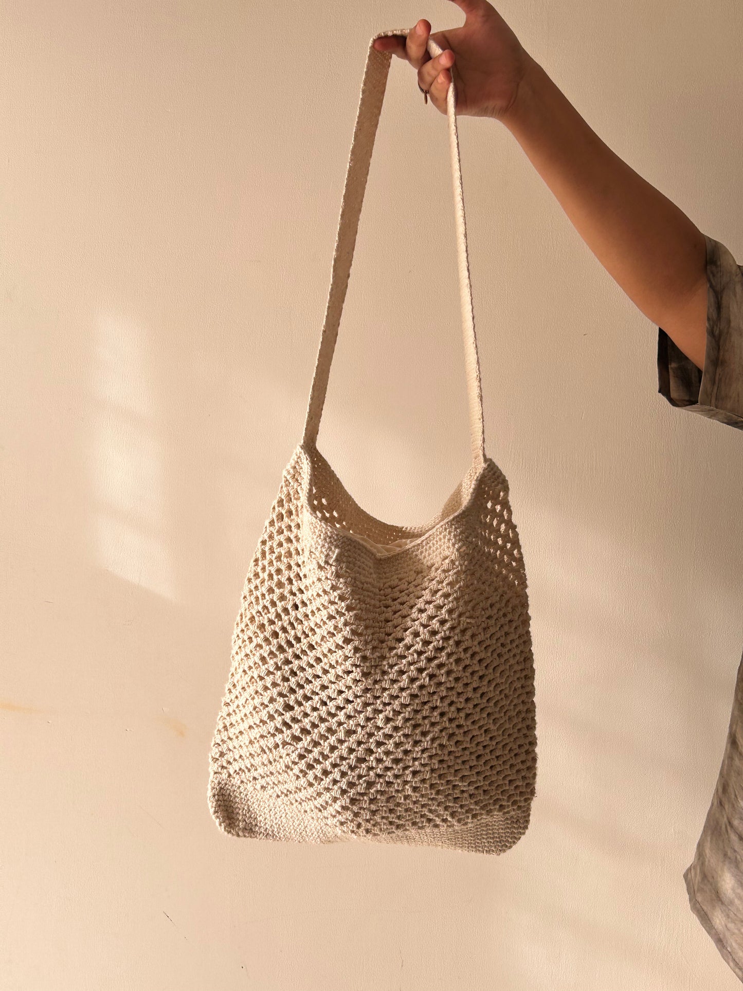 White Market Crochet Bag