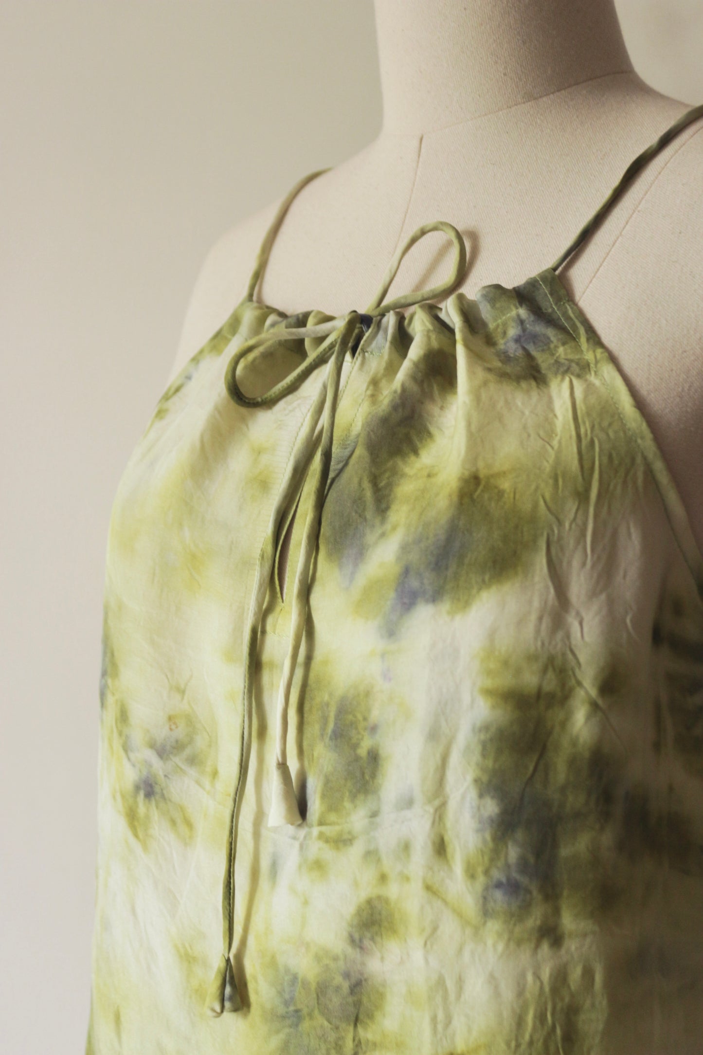 Hibiscus Mulberry Silk String Top