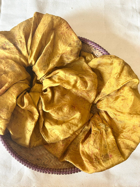 Oversized Grove Silk Scrunchie