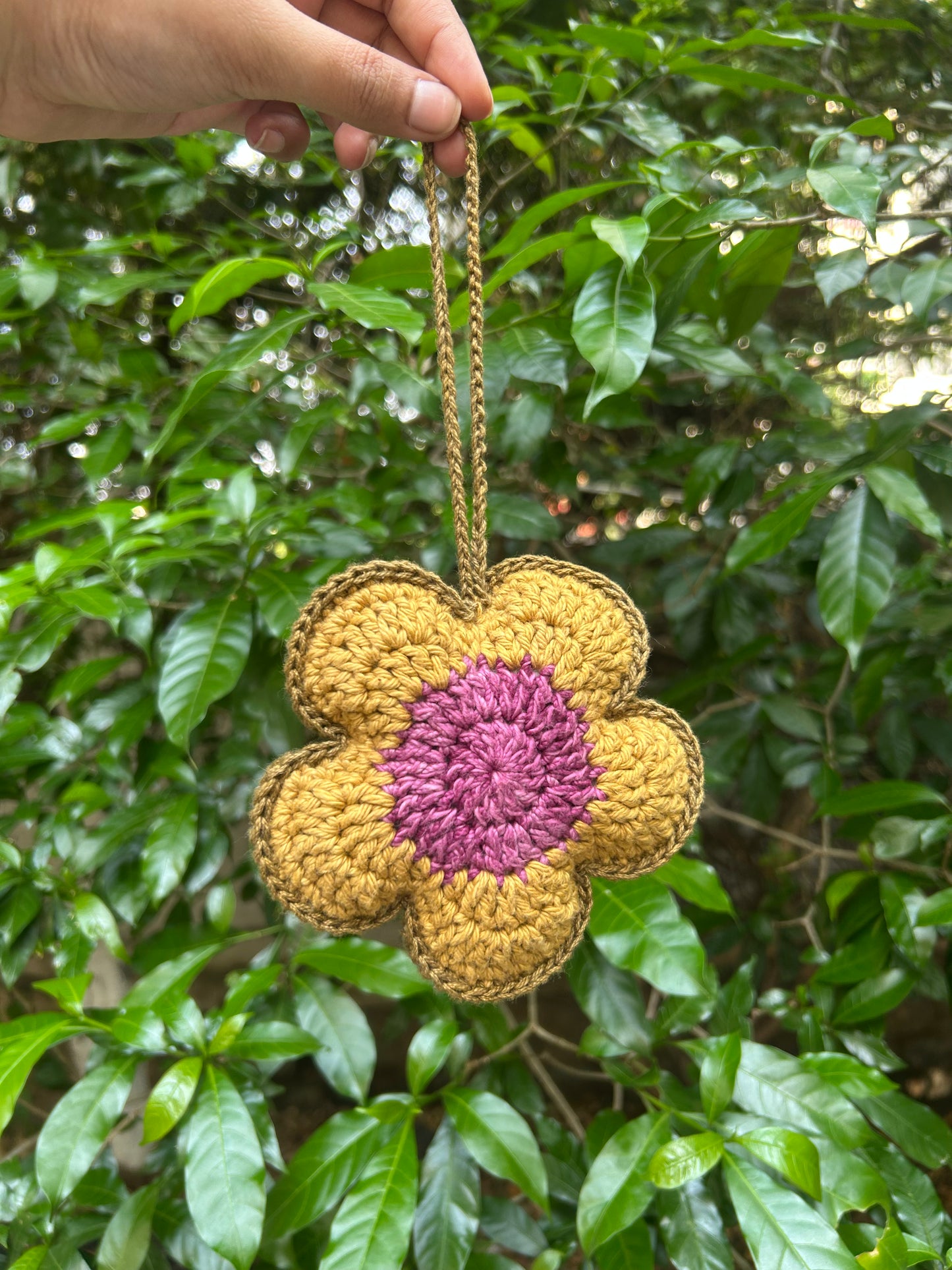 Daisy Charm & Ornament - Purple