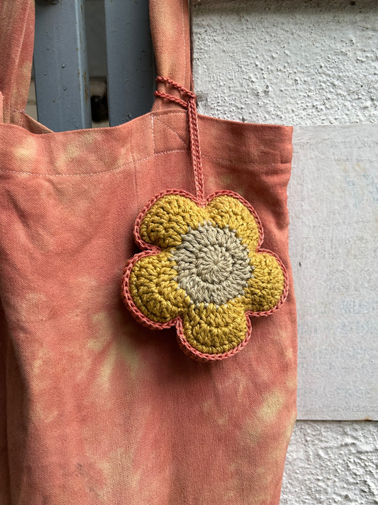 Daisy Charm & Ornament - Yellow