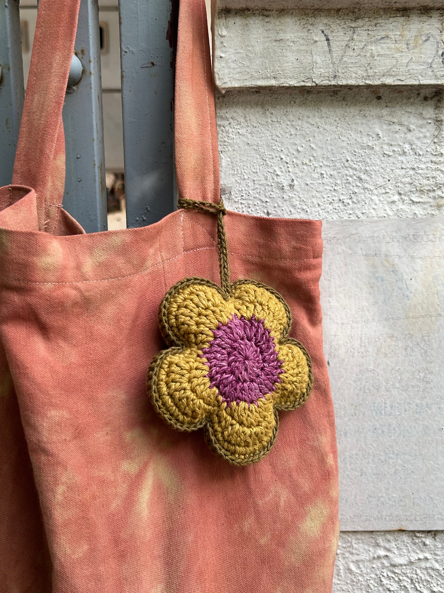 Daisy Charm & Ornament - Purple