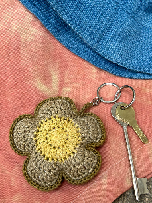 Bloom Charm & Ornament - Green