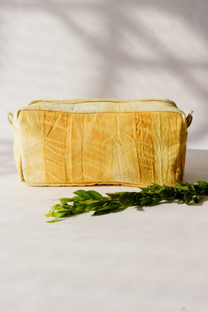 Naturally dyed canvas toiletry box pouch